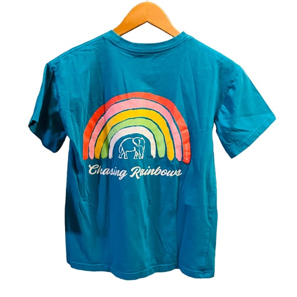 ⭐️ IVORY ELLA Chasing Rainbows Blue Tee Shirt - Picture 1 of 5